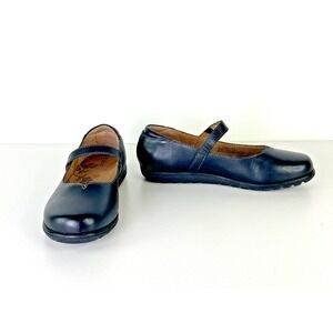 Taos Chorus Black Leather Mary Janes Adjustable Strap Flat Shoes Women's‎ 7
